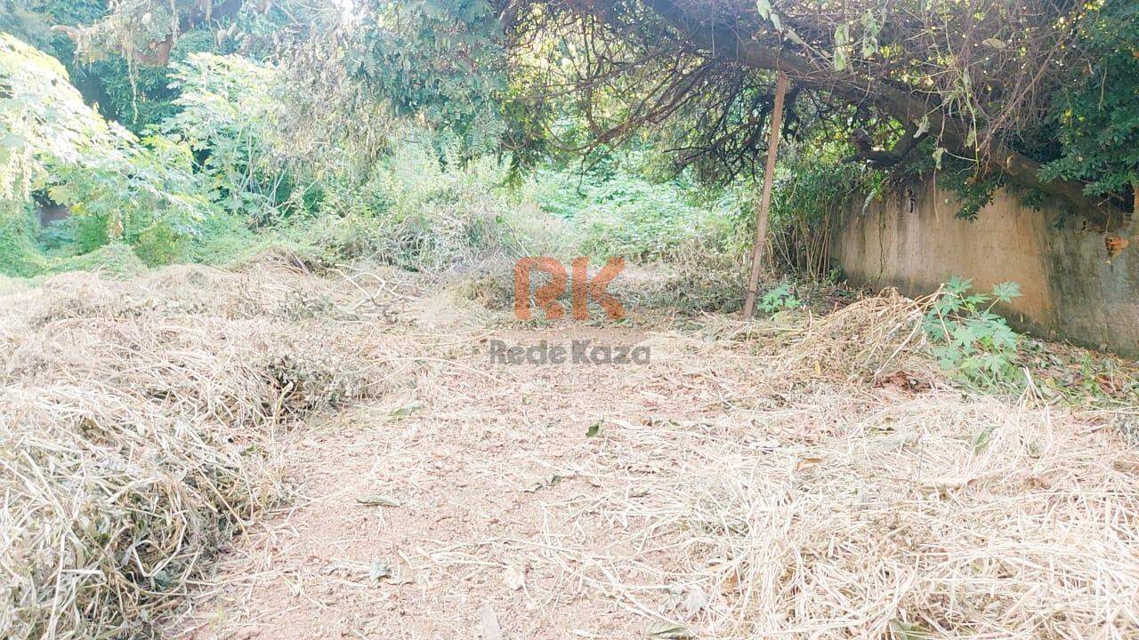 Terreno / Área à venda no Braúnas: 