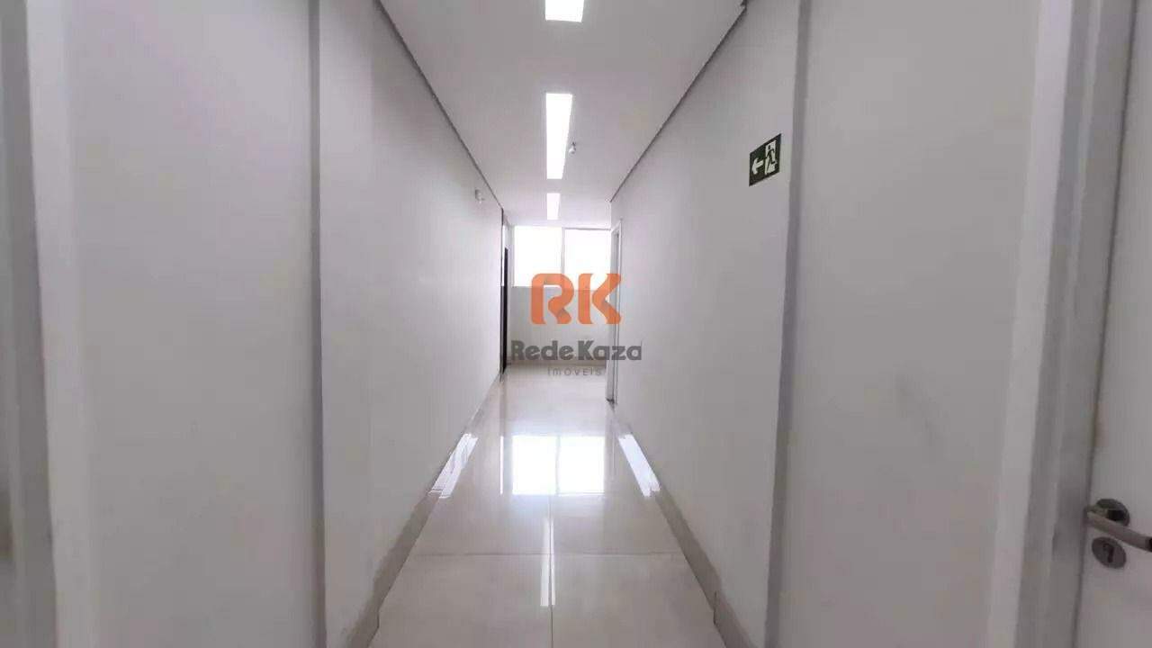 Sala à venda no Cabral: 