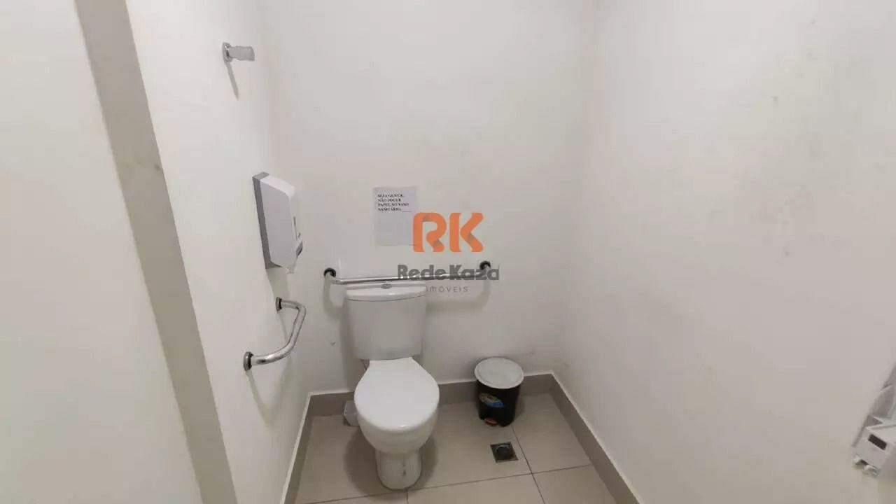 Sala à venda no Cabral: 