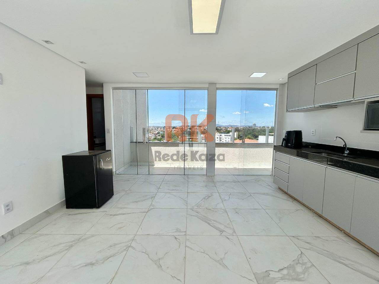 Cobertura à venda no Santa Mônica: 