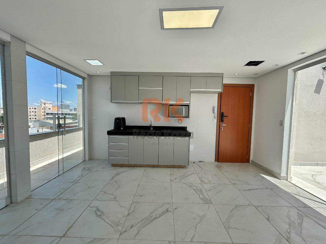 Cobertura à venda no Santa Mônica: 