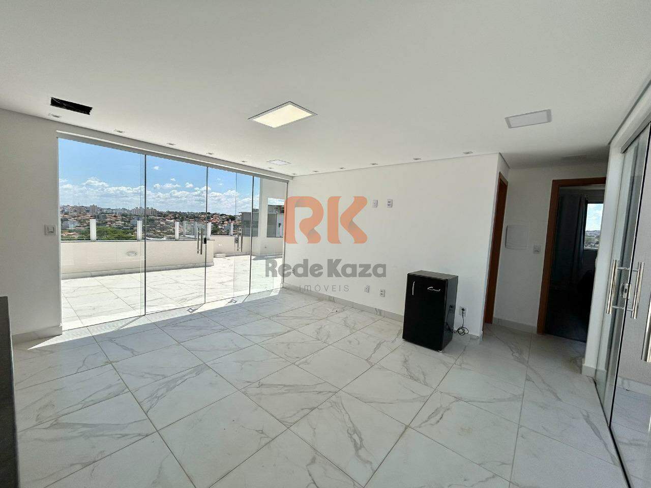 Cobertura à venda no Santa Mônica: 