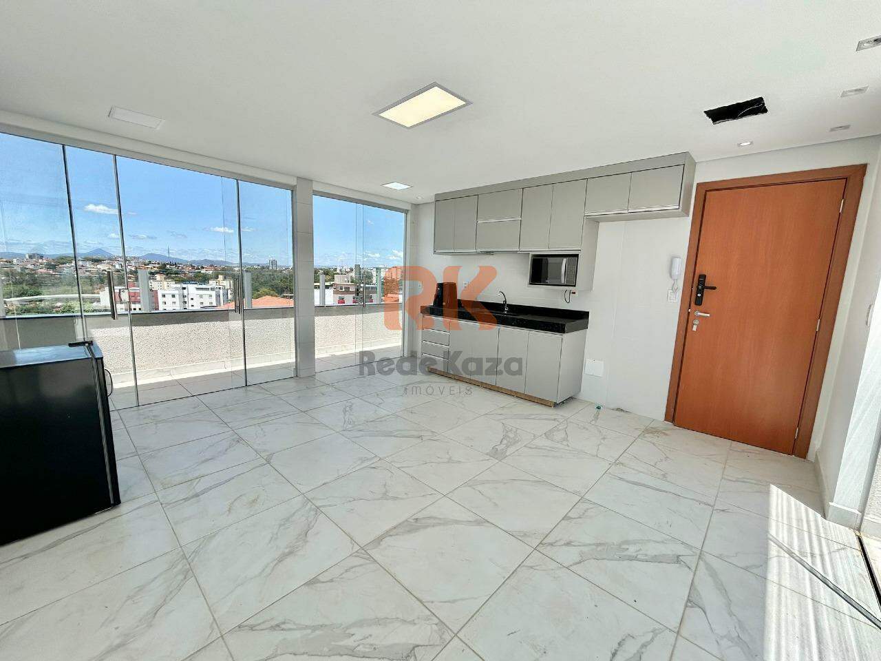 Cobertura à venda no Santa Mônica: 