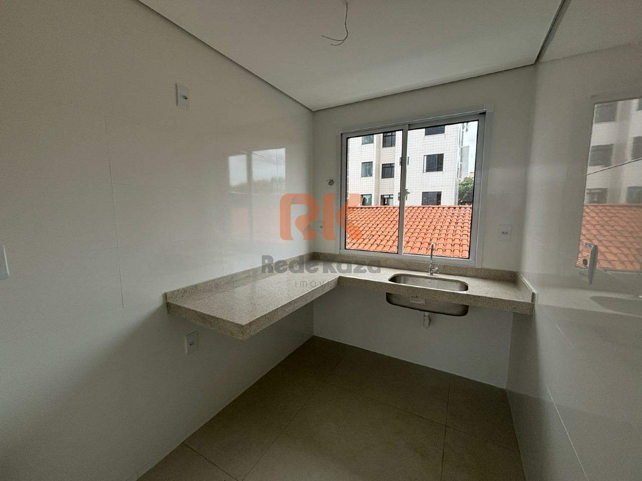 Cobertura à venda no Itapoã: 