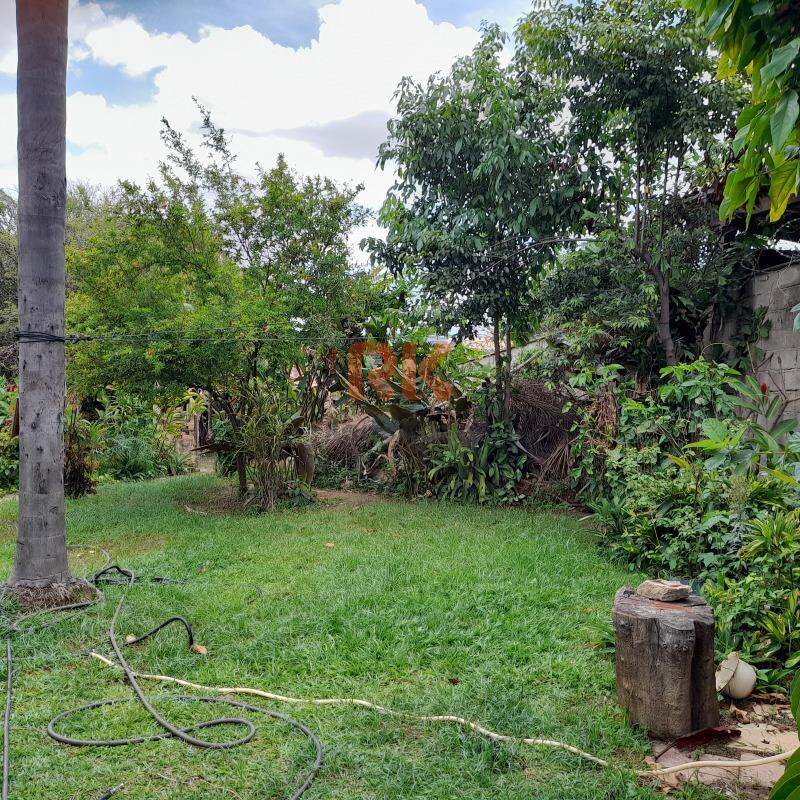 Lote à venda no Braúnas: 