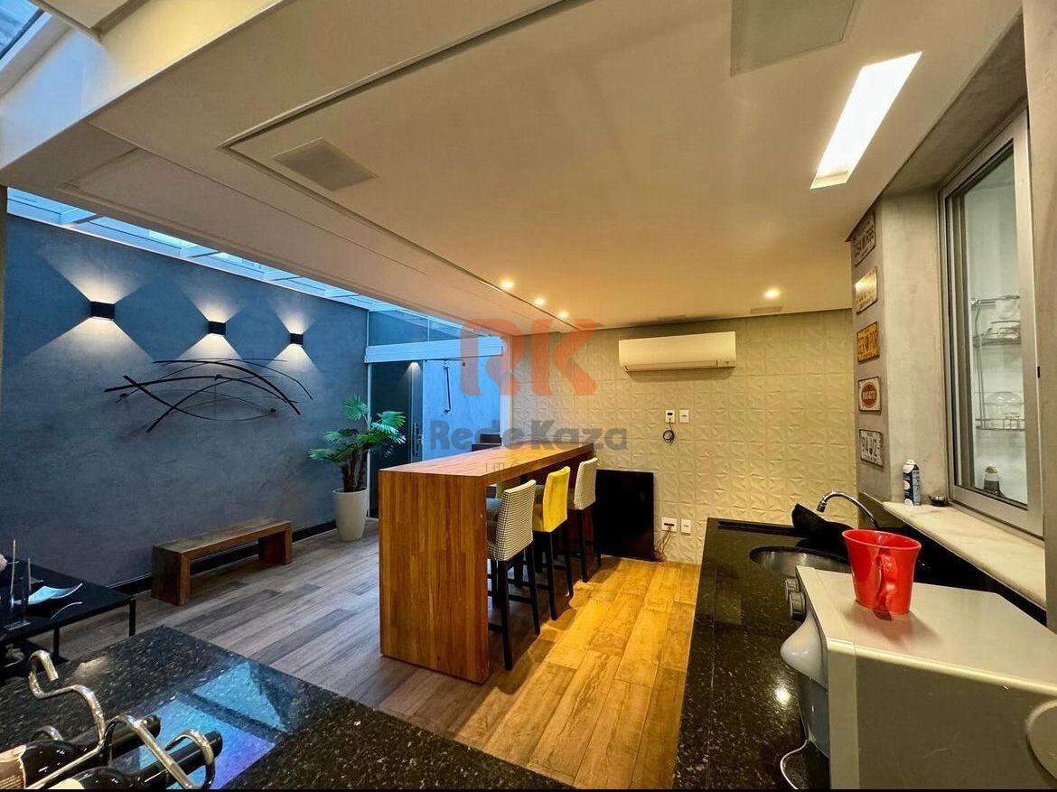 Área privativa à venda no Castelo: 