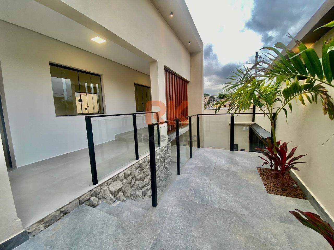 Casa à venda no Alípio de Melo: 