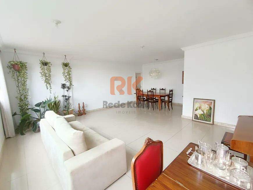 Apartamento à venda no Jaraguá: 