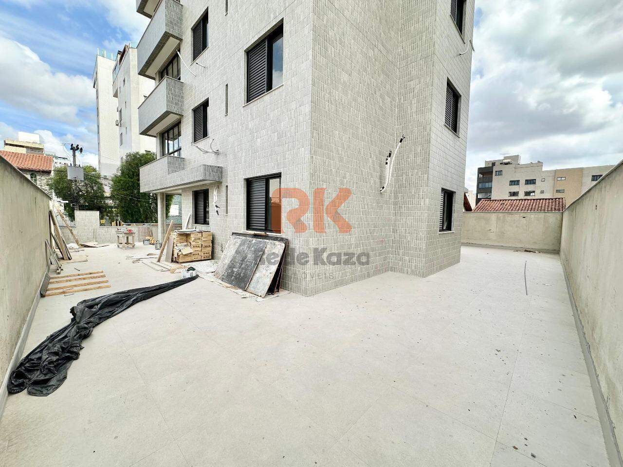 Área privativa à venda no Jaraguá: 