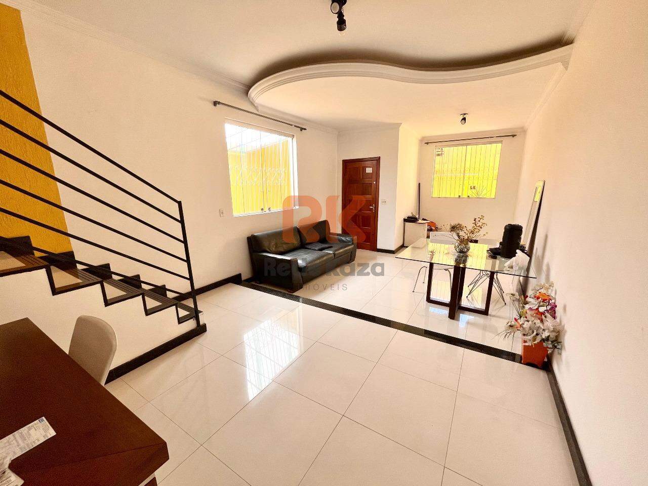 Casa geminada à venda no Santa Branca: 