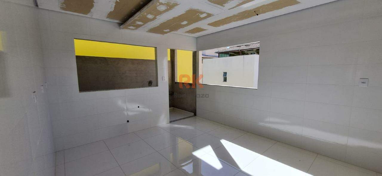 Casa geminada à venda no Cabral: 