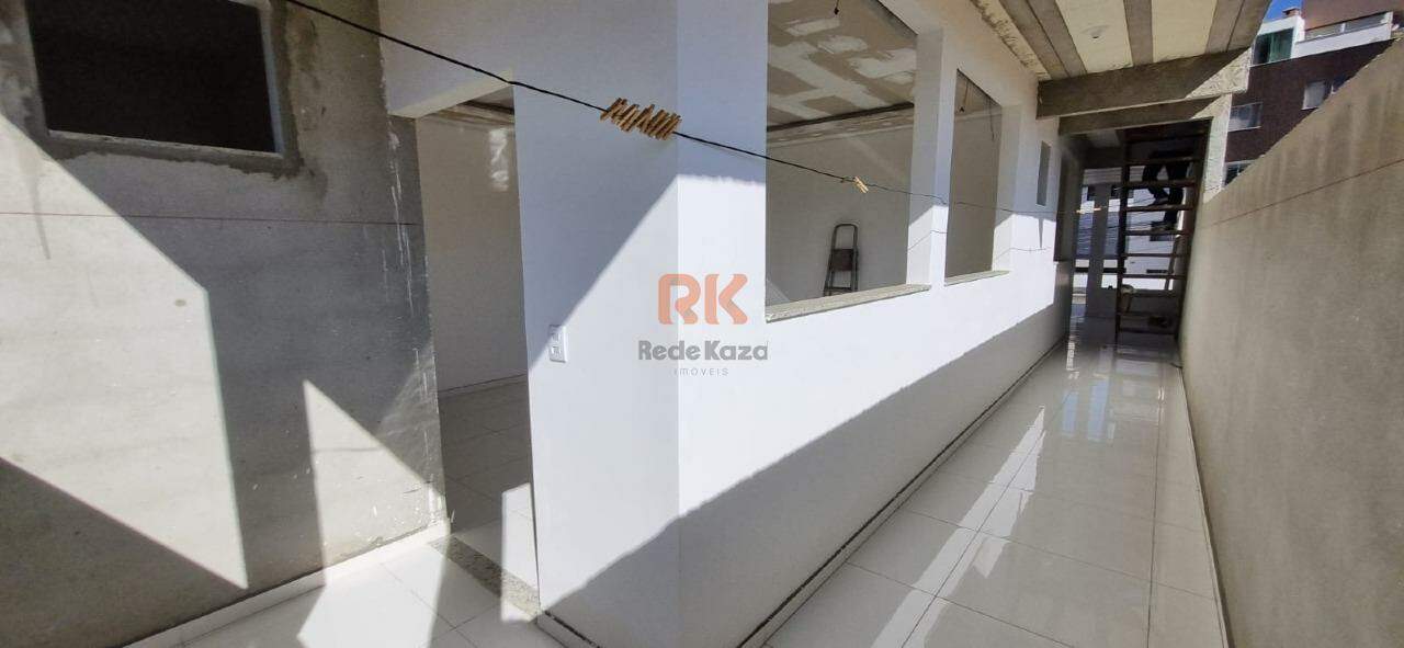 Casa geminada à venda no Cabral: 