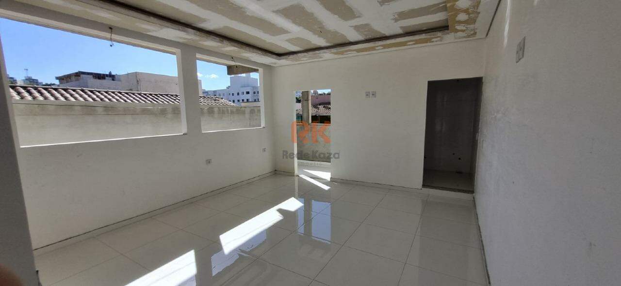 Casa geminada à venda no Cabral: 