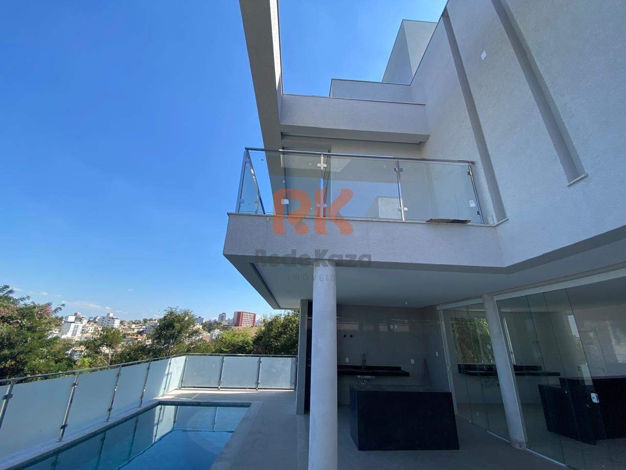 Casa em condomínio à venda no Portal Do Sol: 