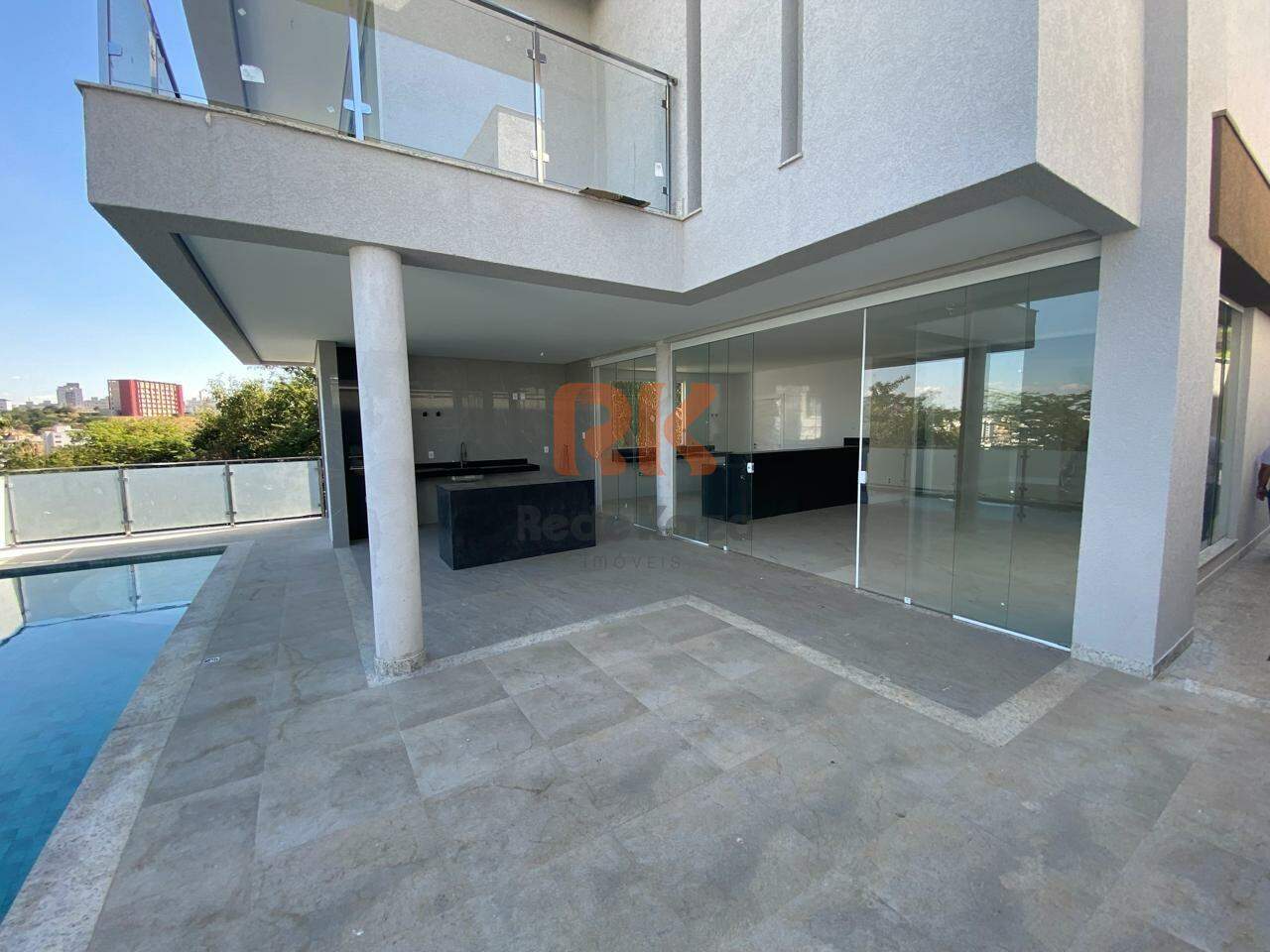 Casa em condomínio à venda no Portal Do Sol: 