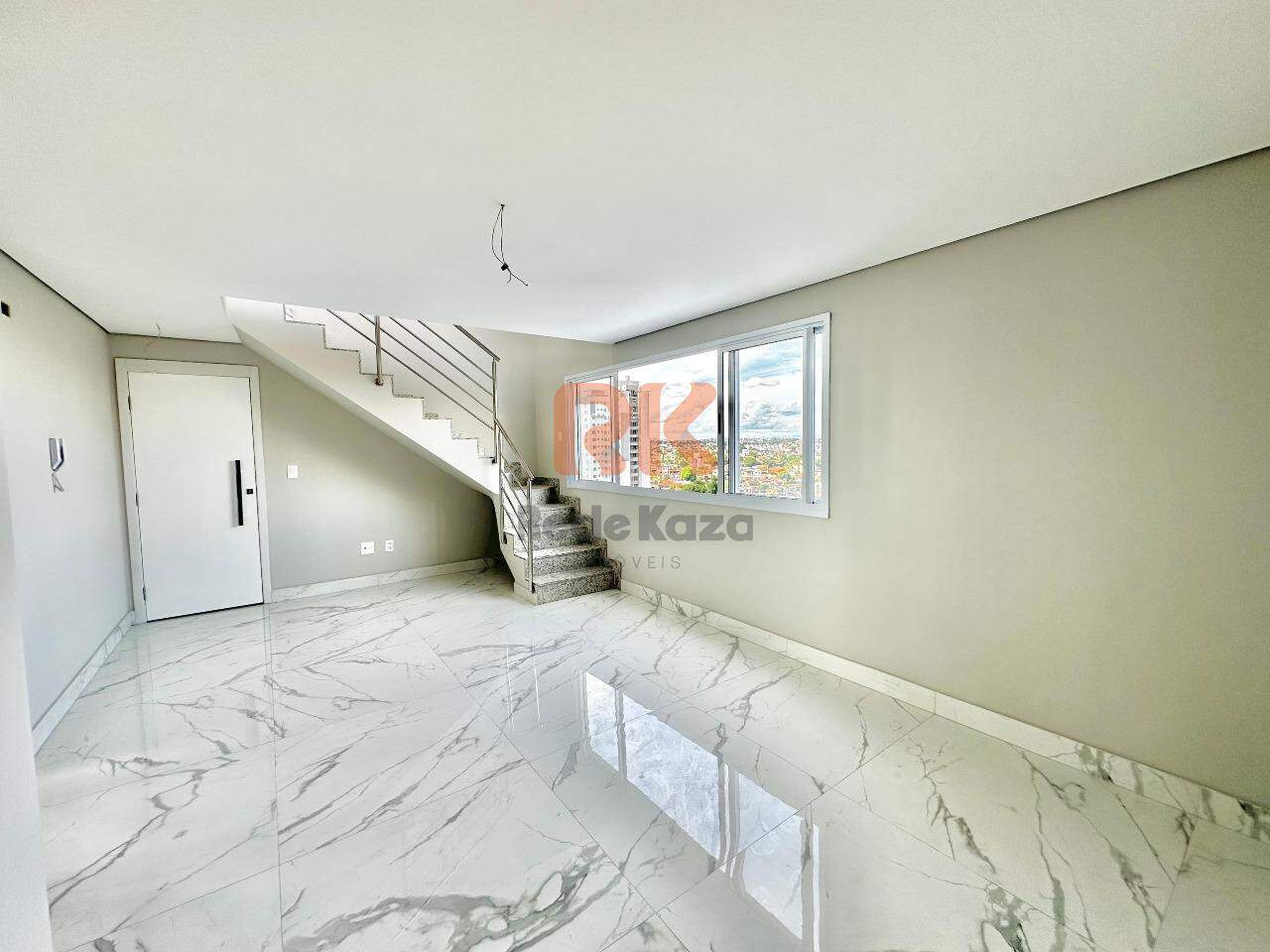 Cobertura à venda no Santa Branca: 