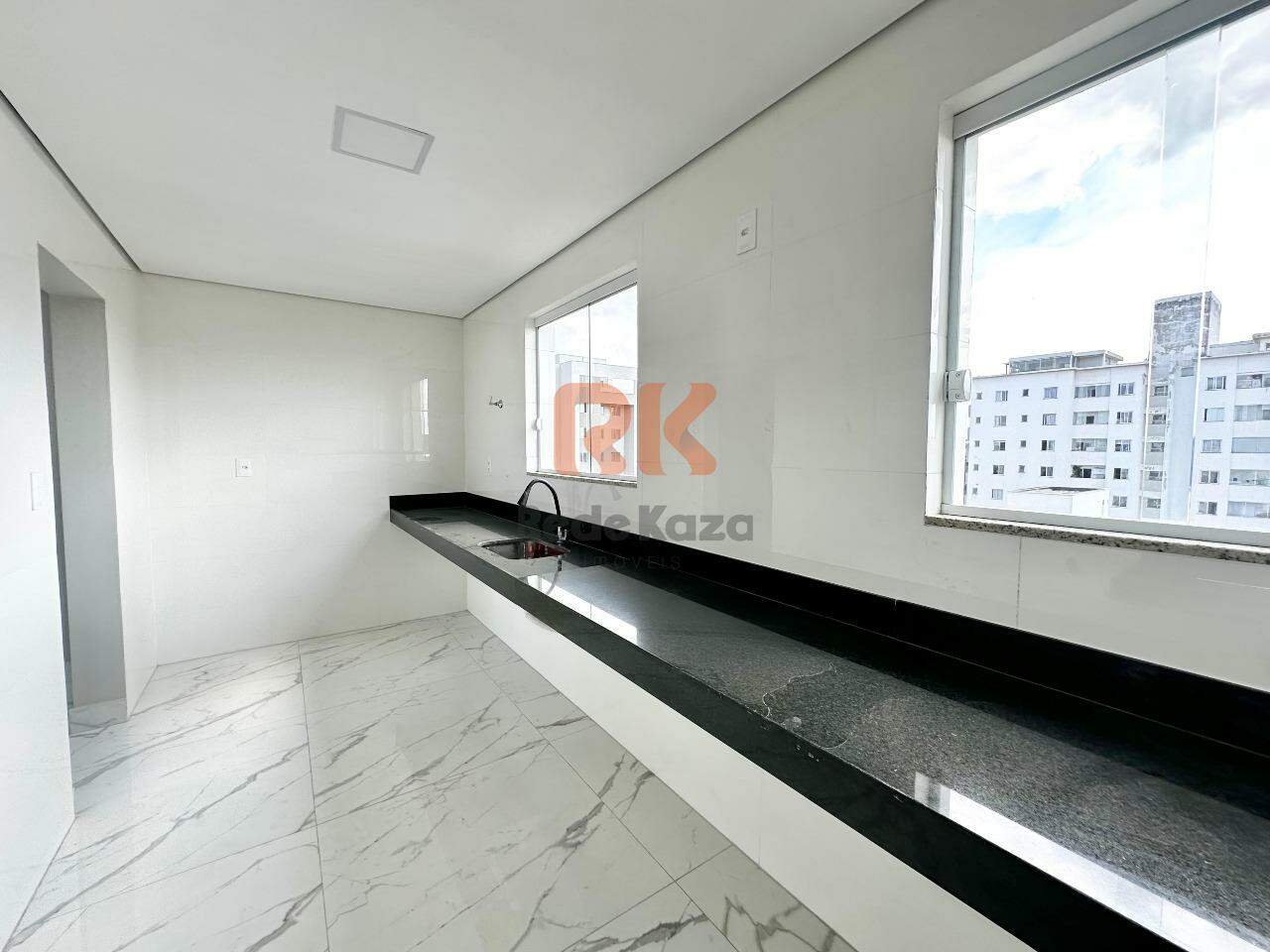 Cobertura à venda no Santa Branca: 