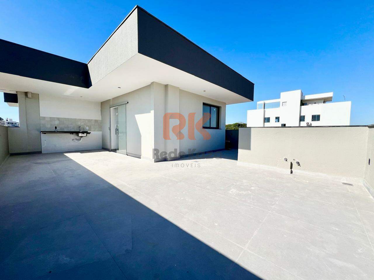 Cobertura à venda no Santa Amélia: 