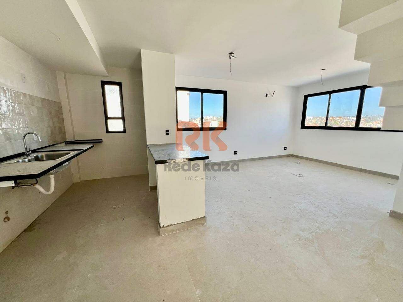 Cobertura à venda no Santa Amélia: 