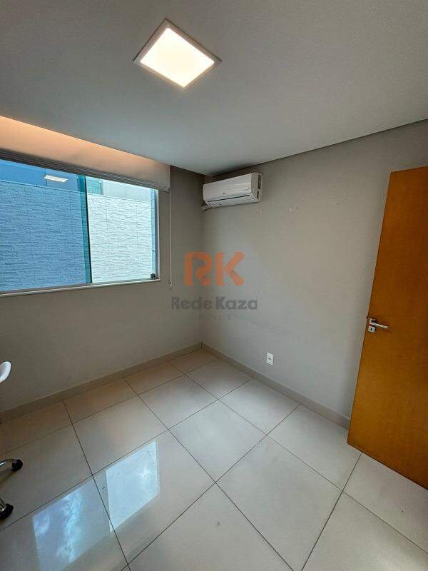 Área privativa à venda no Cabral: 