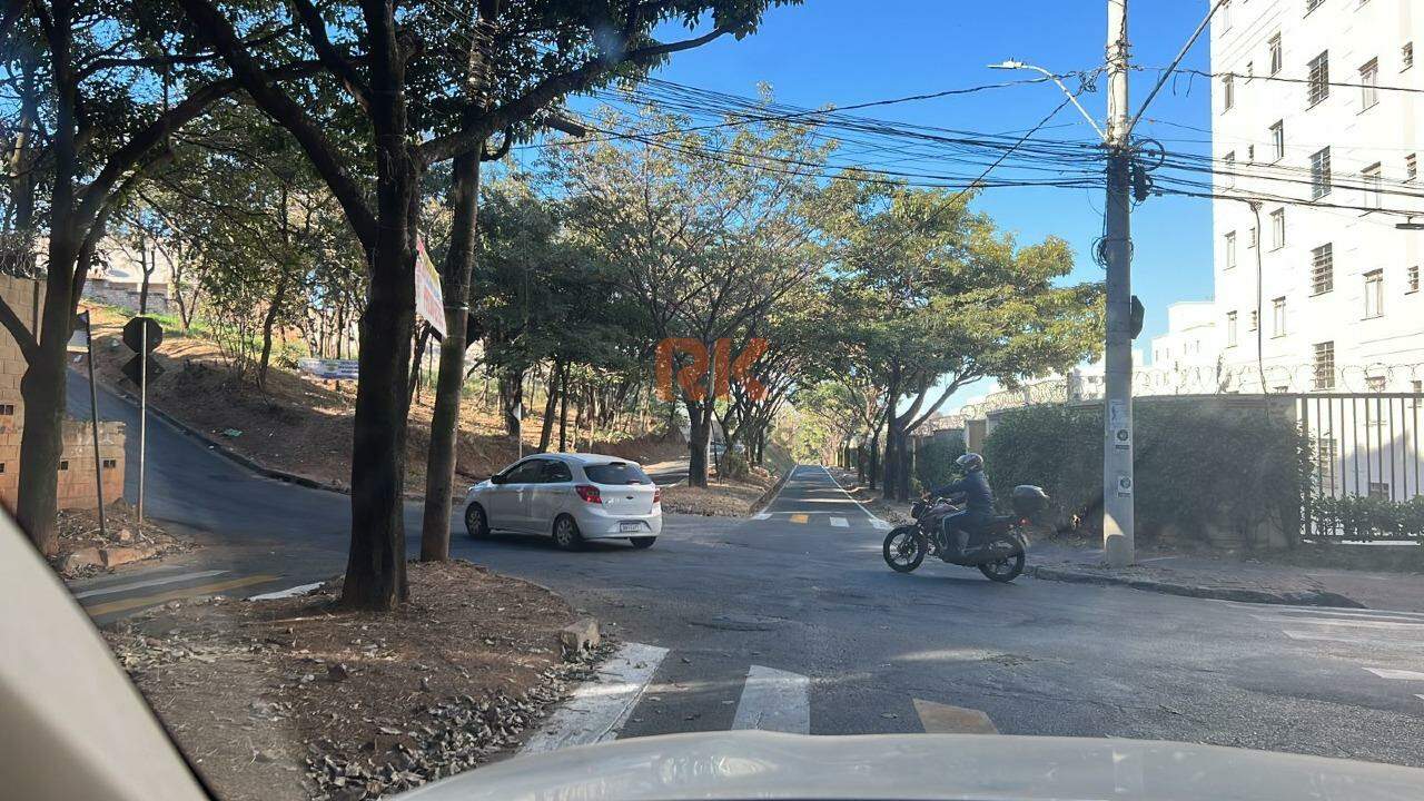 Lote à venda no Chácaras Cotia: 