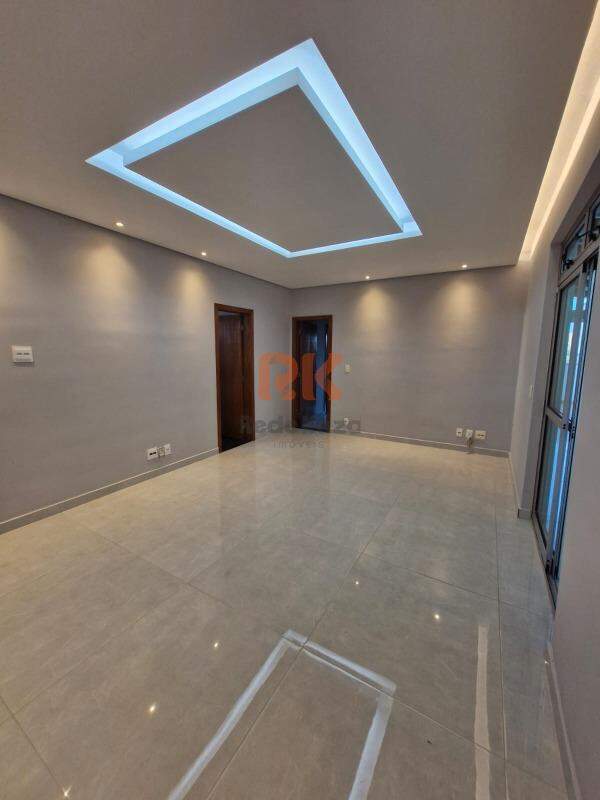 Área privativa à venda no Cabral: 