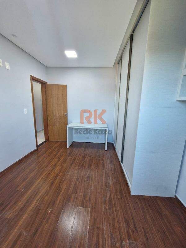 Área privativa à venda no Cabral: 