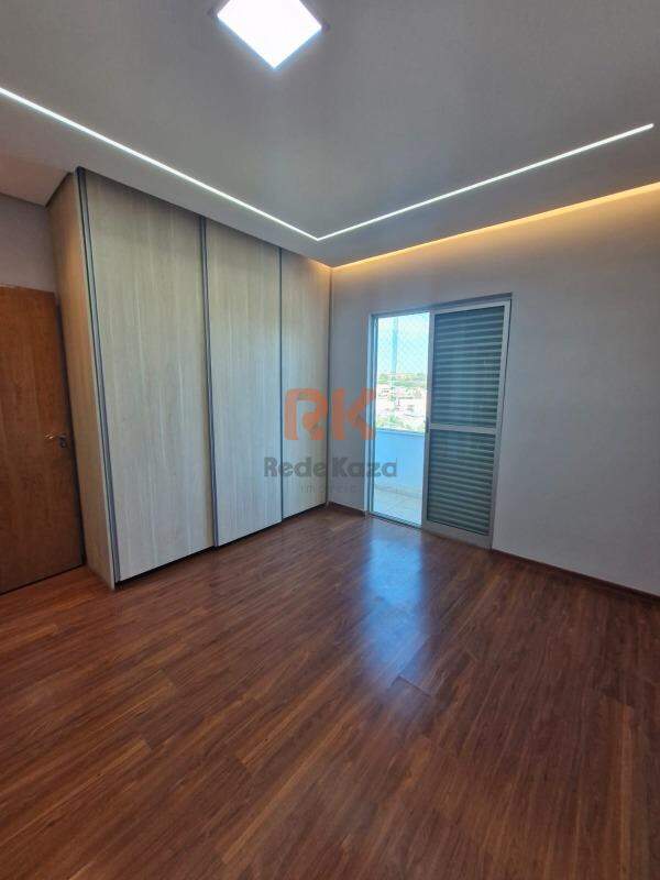 Área privativa à venda no Cabral: 