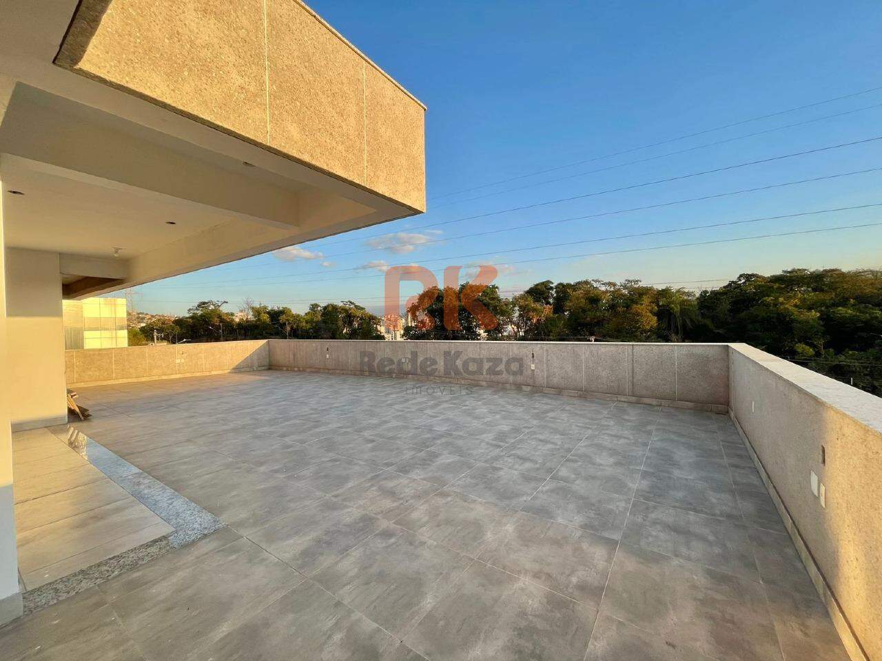 Ponto Comercial para aluguel no Castelo: 