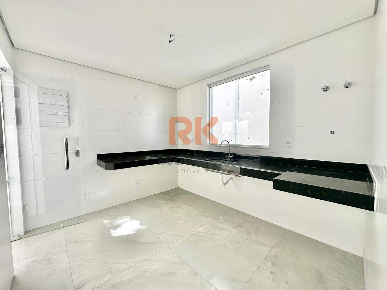 Casa à venda no Planalto: 