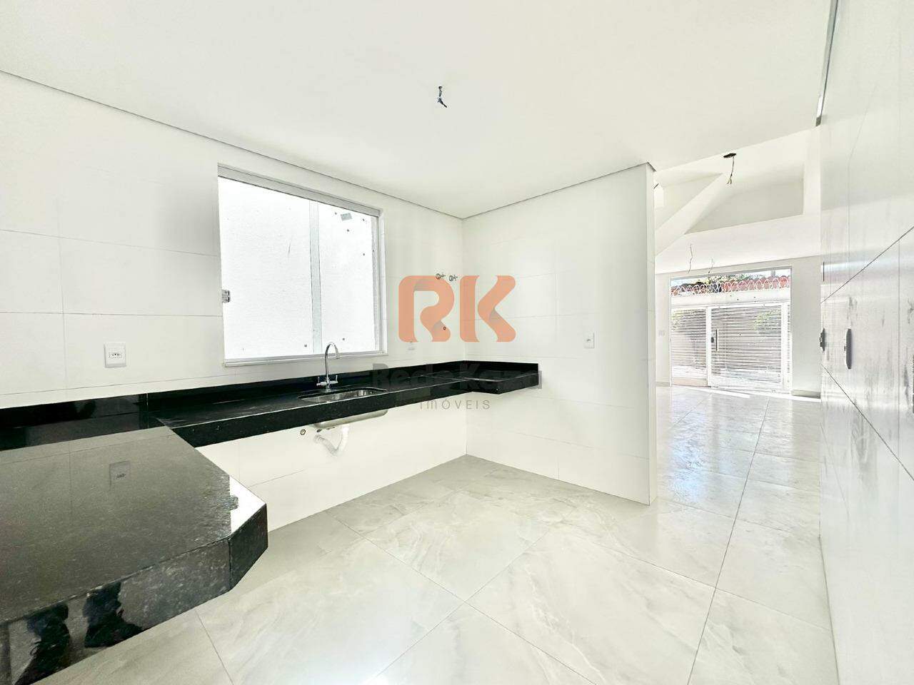 Casa à venda no Planalto: 