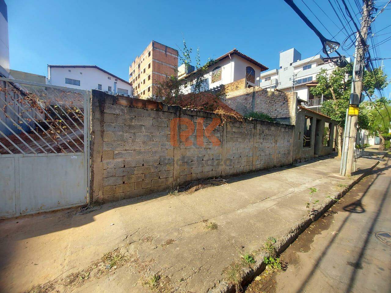 Terreno / Área à venda no Castelo: 