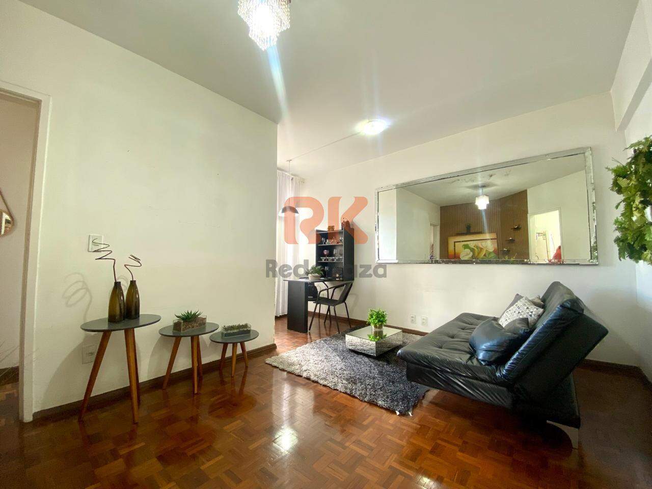Apartamento à venda no Manacás: 