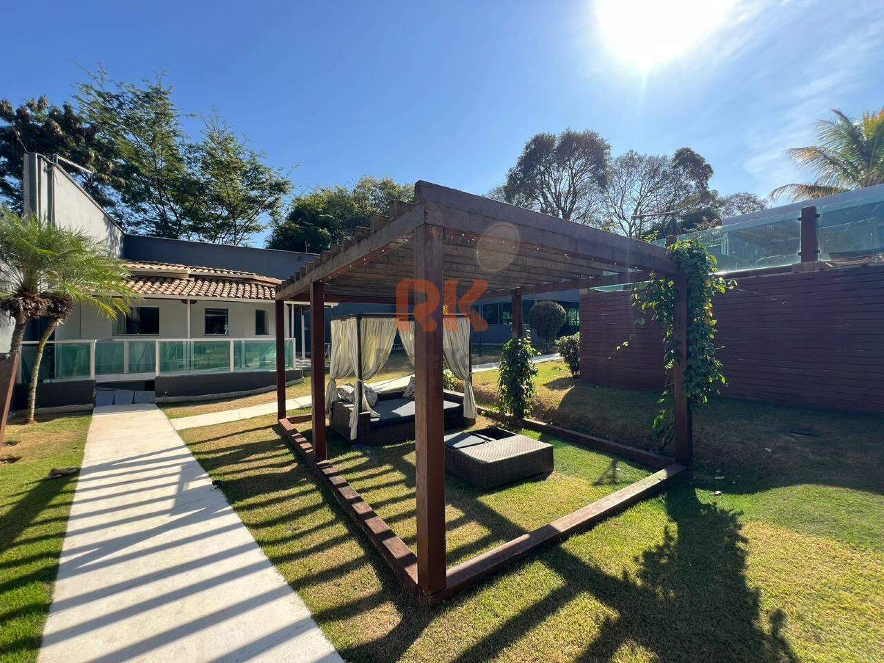 Casa à venda no Trevo: 