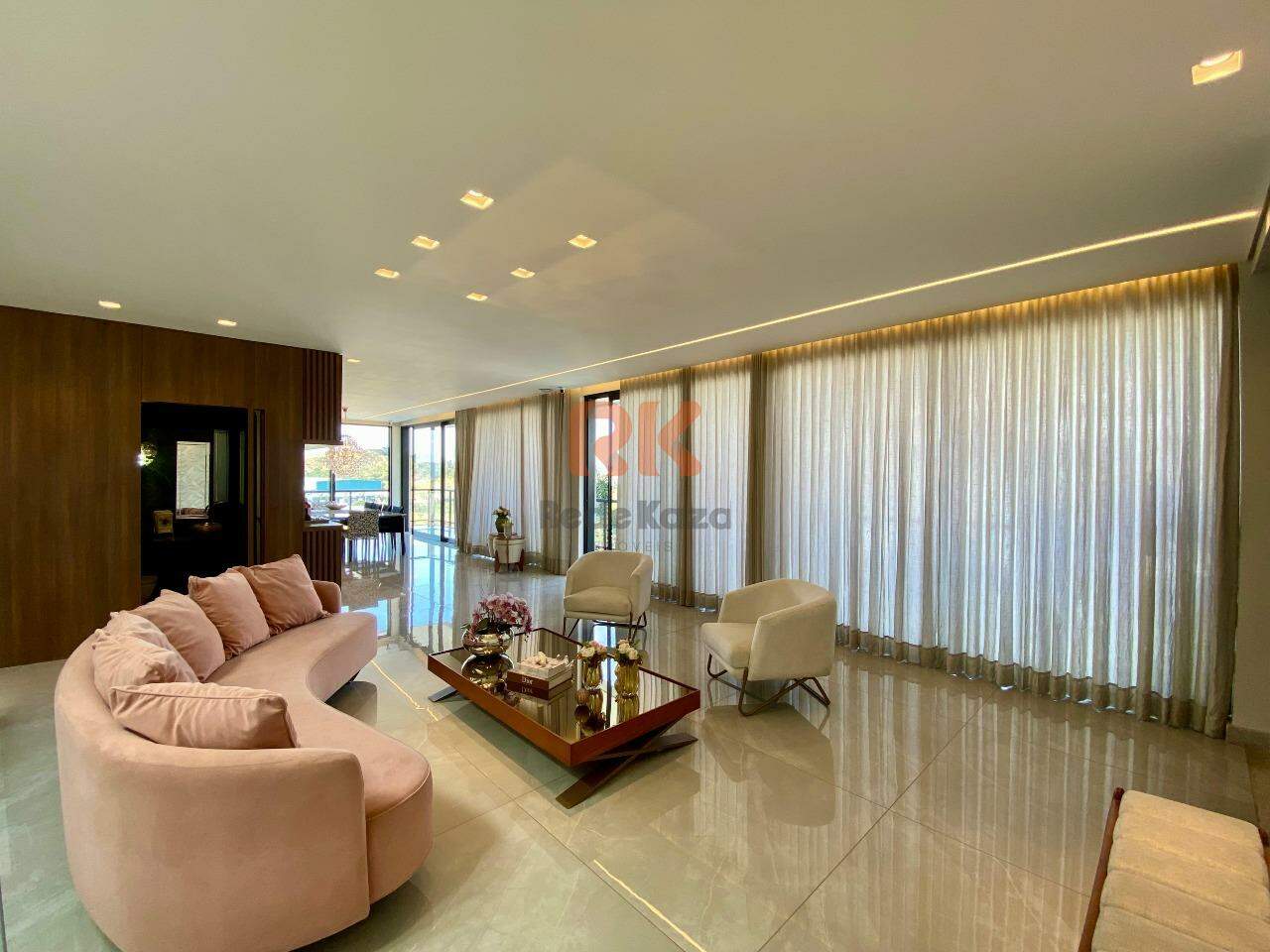 Casa em condomínio à venda no Portal Do Sol: 