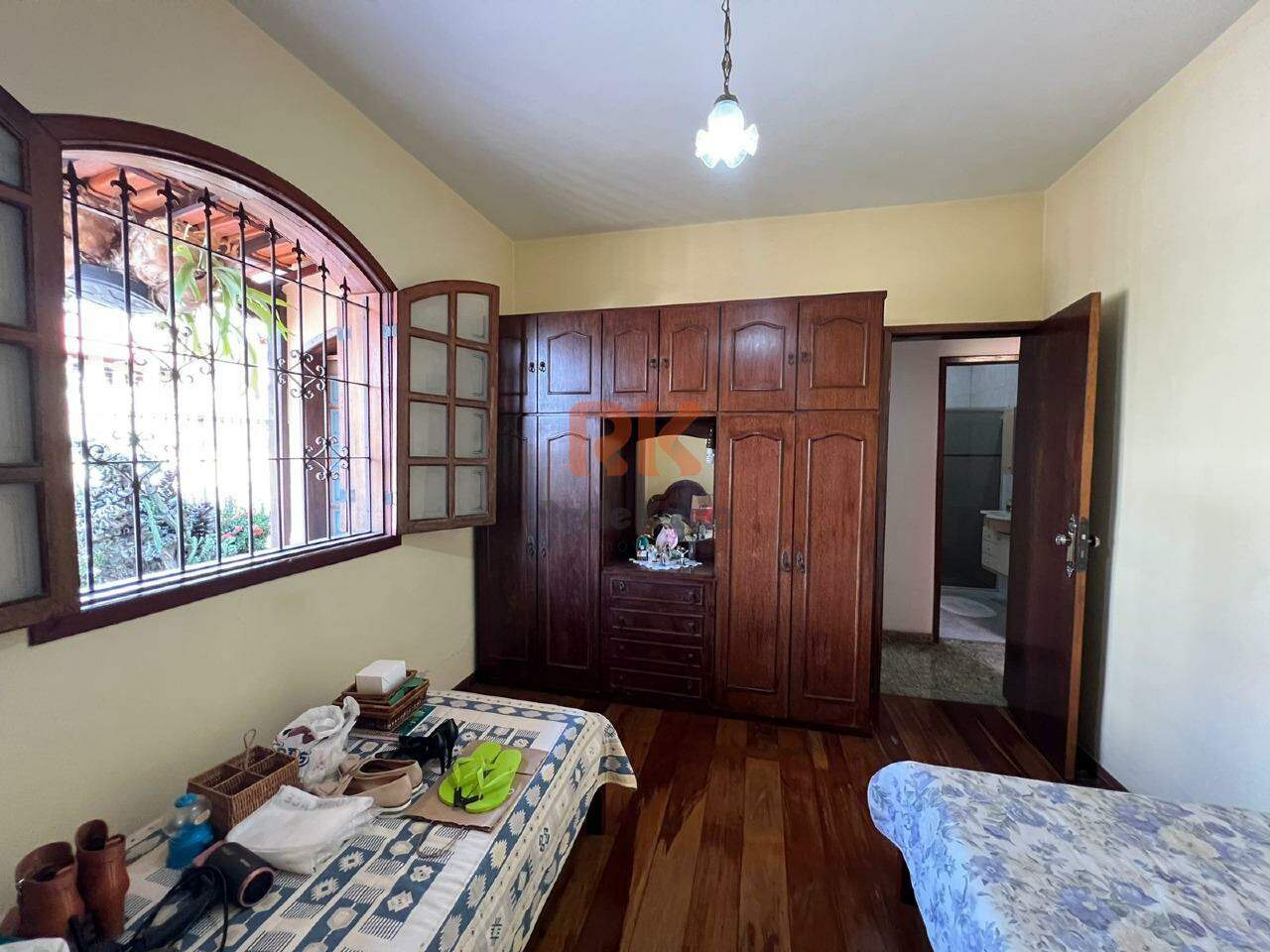 Casa à venda no Arvoredo I: 