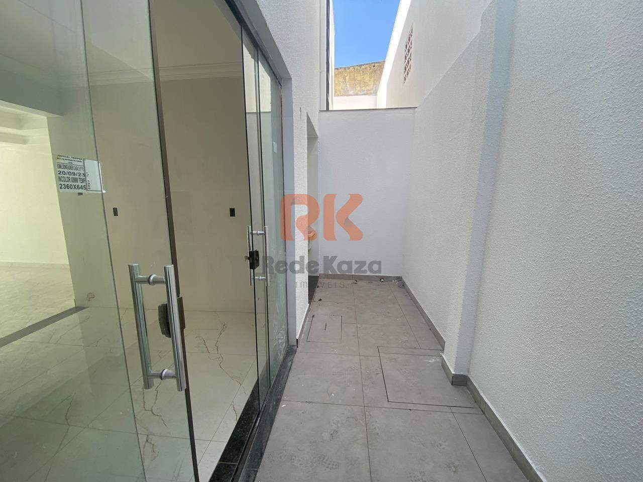 Casa geminada à venda no Santa Amélia: 