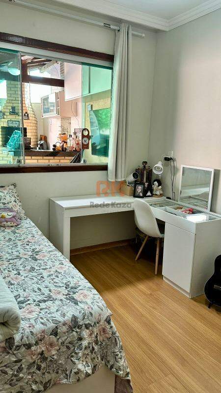 Casa à venda no Heliópolis: 