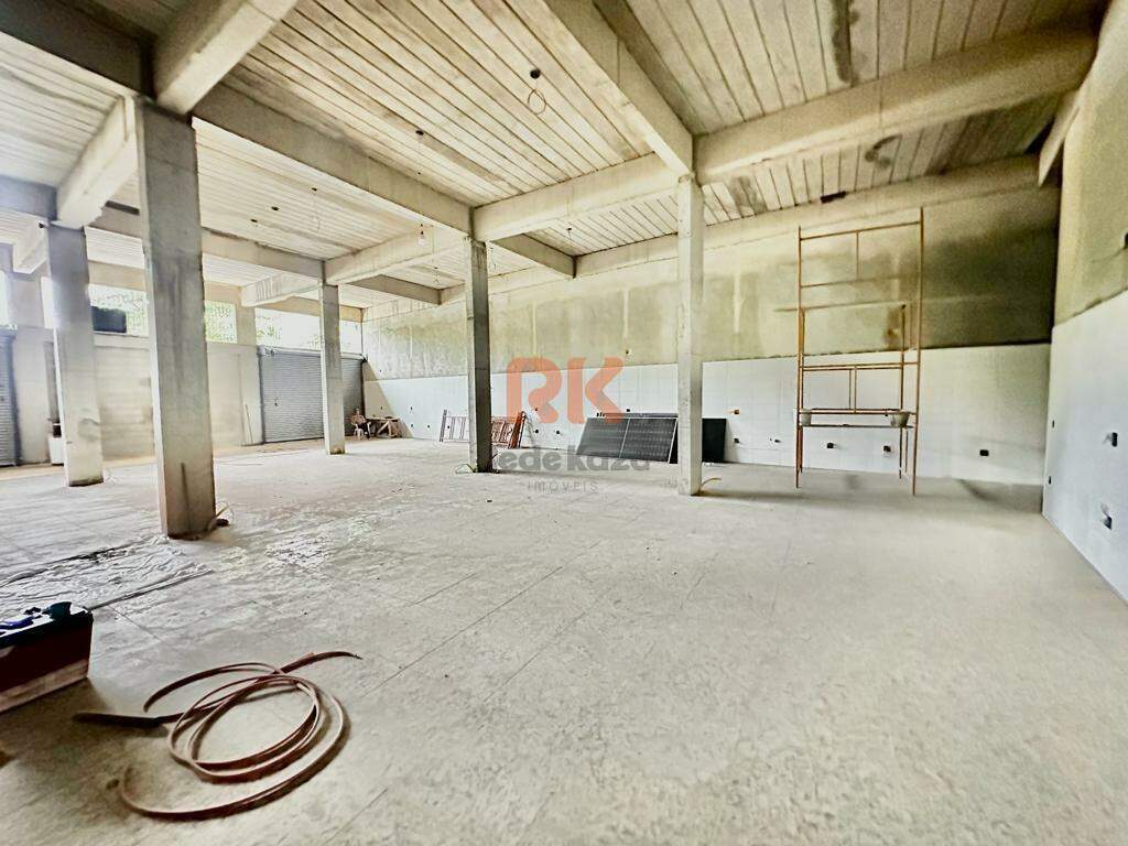 Galpão para aluguel no Cabral: 