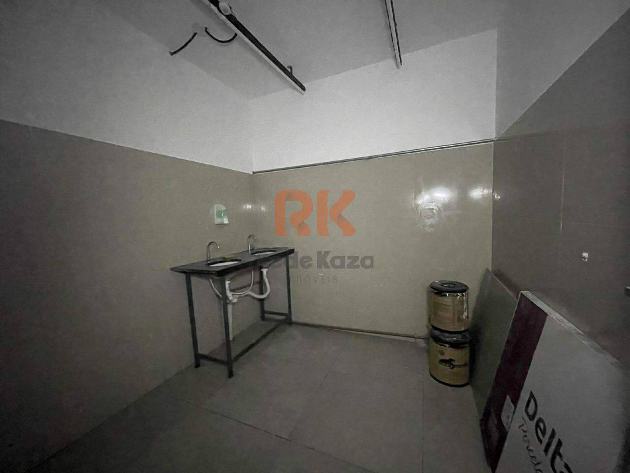 Área Comercial para aluguel no Castelo: 