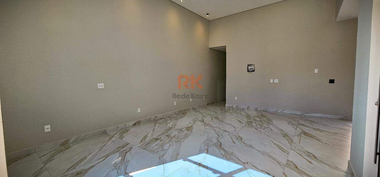 Casa à venda no Lundcea: 