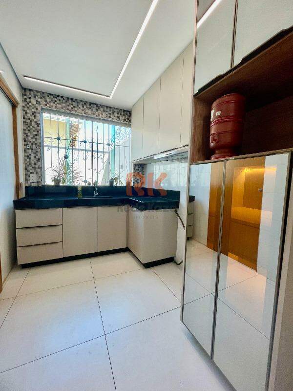 Casa à venda no Cândida Ferreira: 