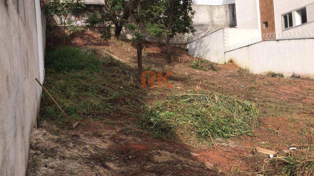 Lote à venda no Manacás: 