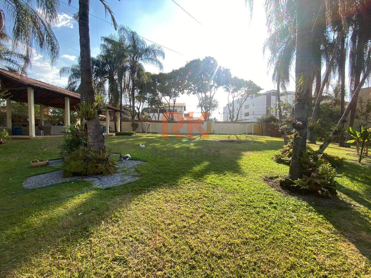 Lote à venda no Itapoã: 