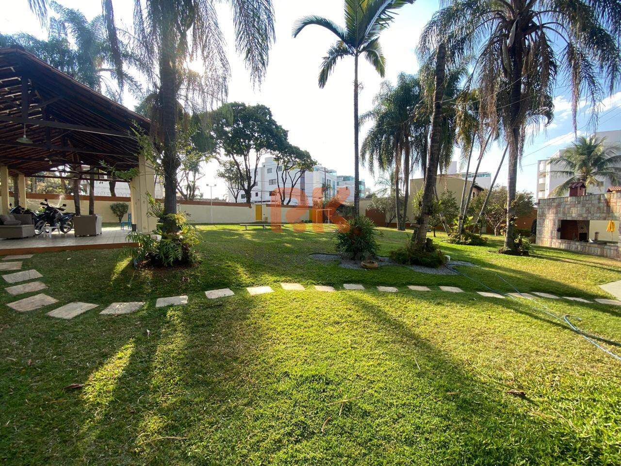 Lote à venda no Itapoã: 