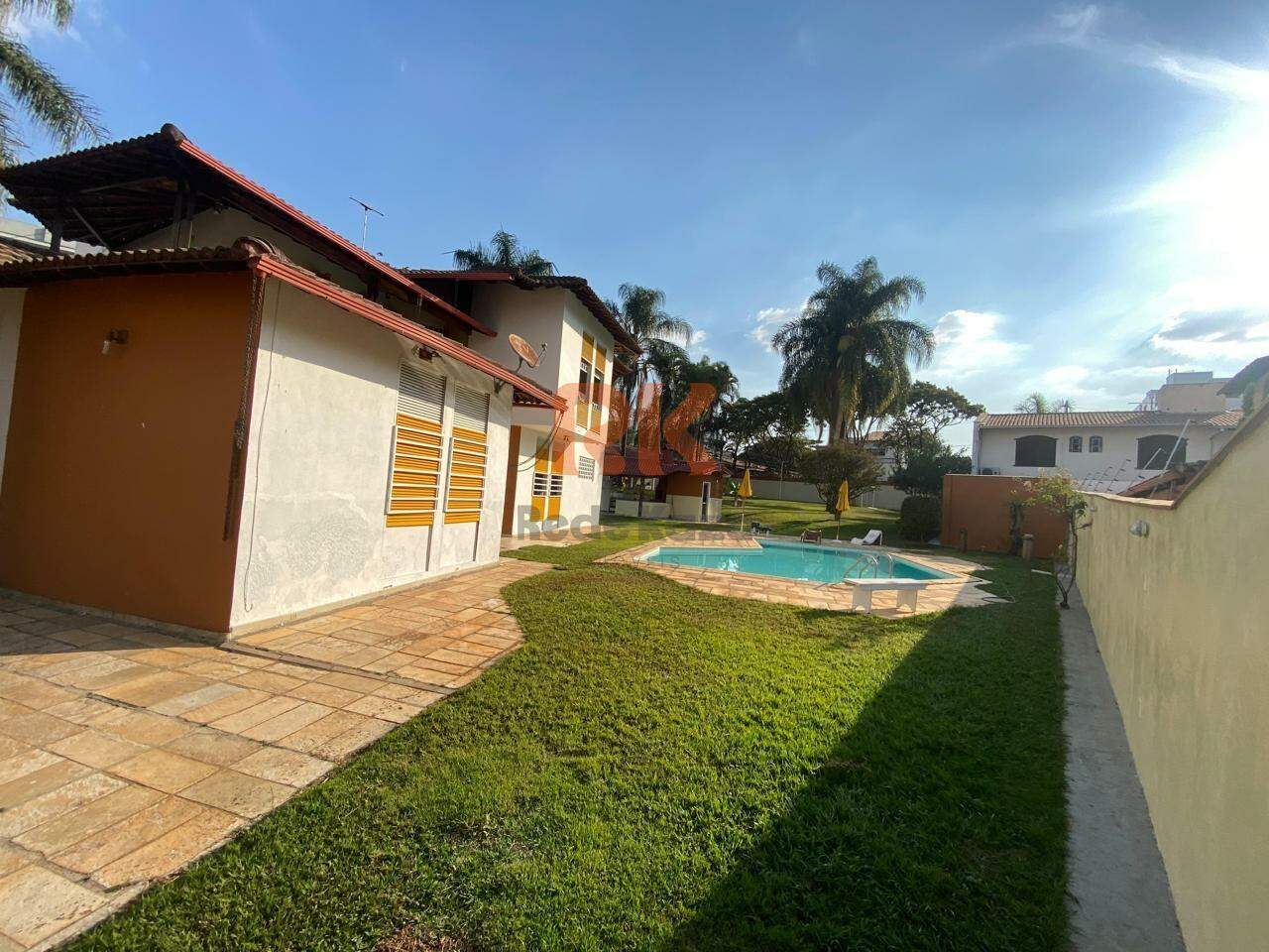 Lote à venda no Itapoã: 