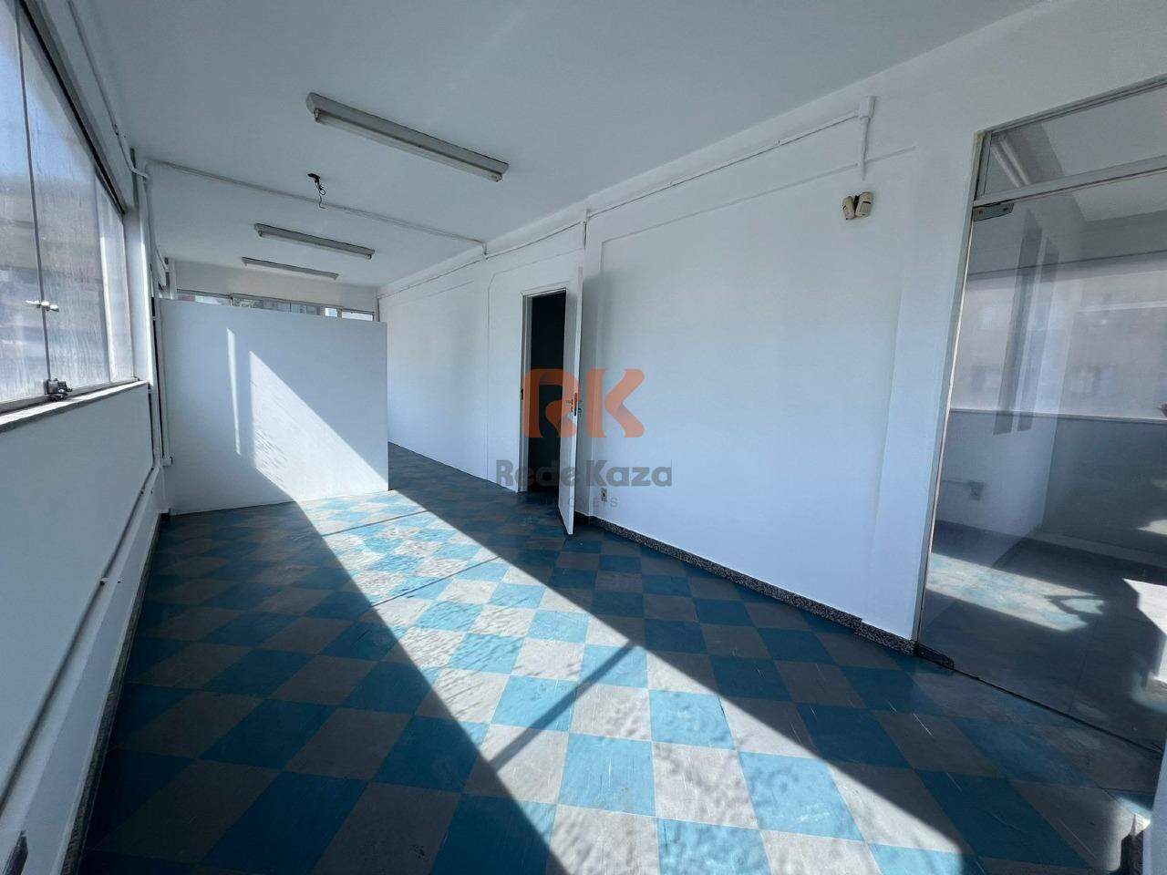 Prédio Comercial à venda no Paquetá: 