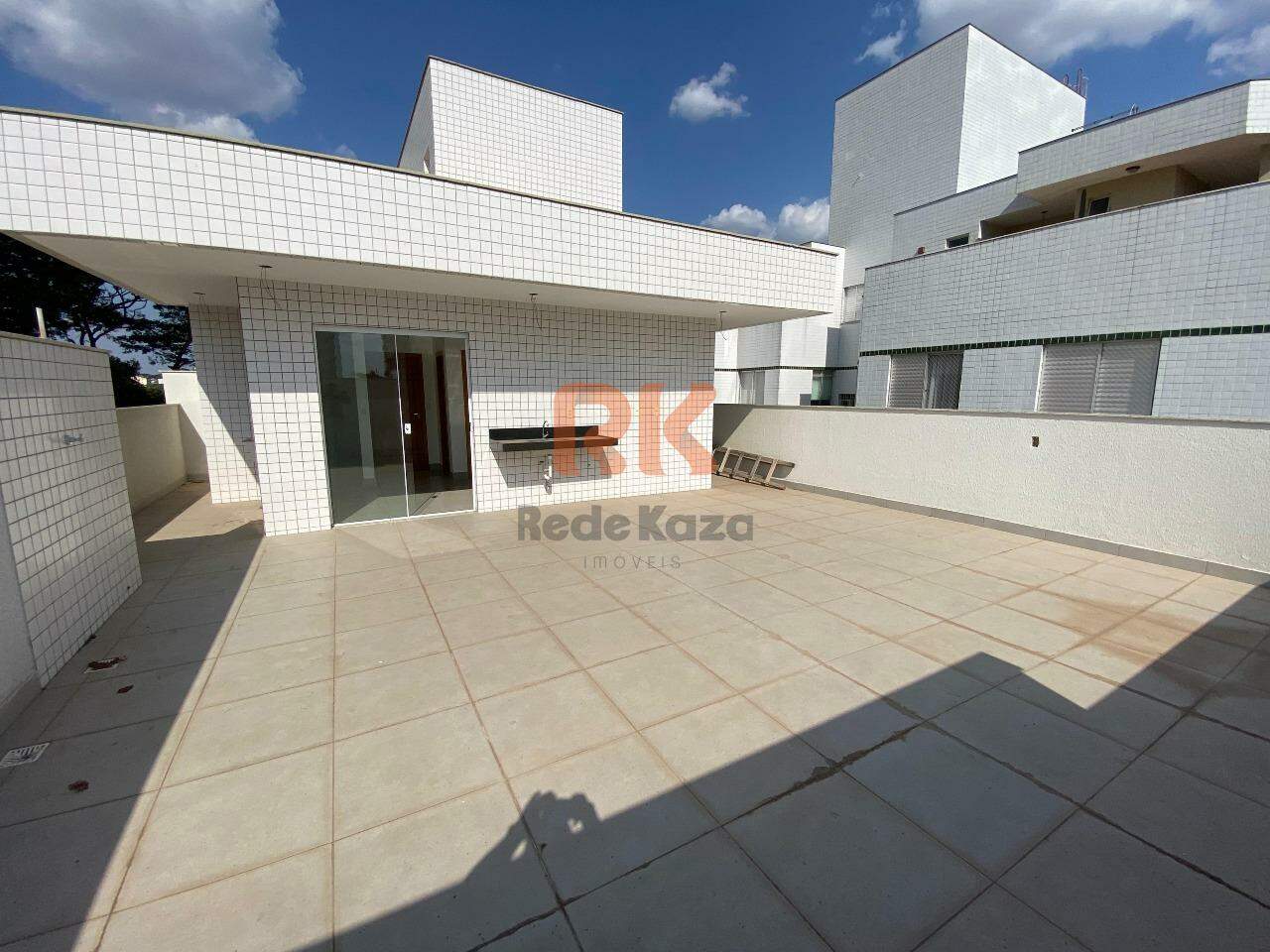 Cobertura à venda no Itapoã: 