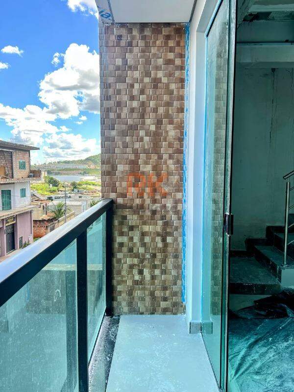 Casa geminada à venda no Cândida Ferreira: 