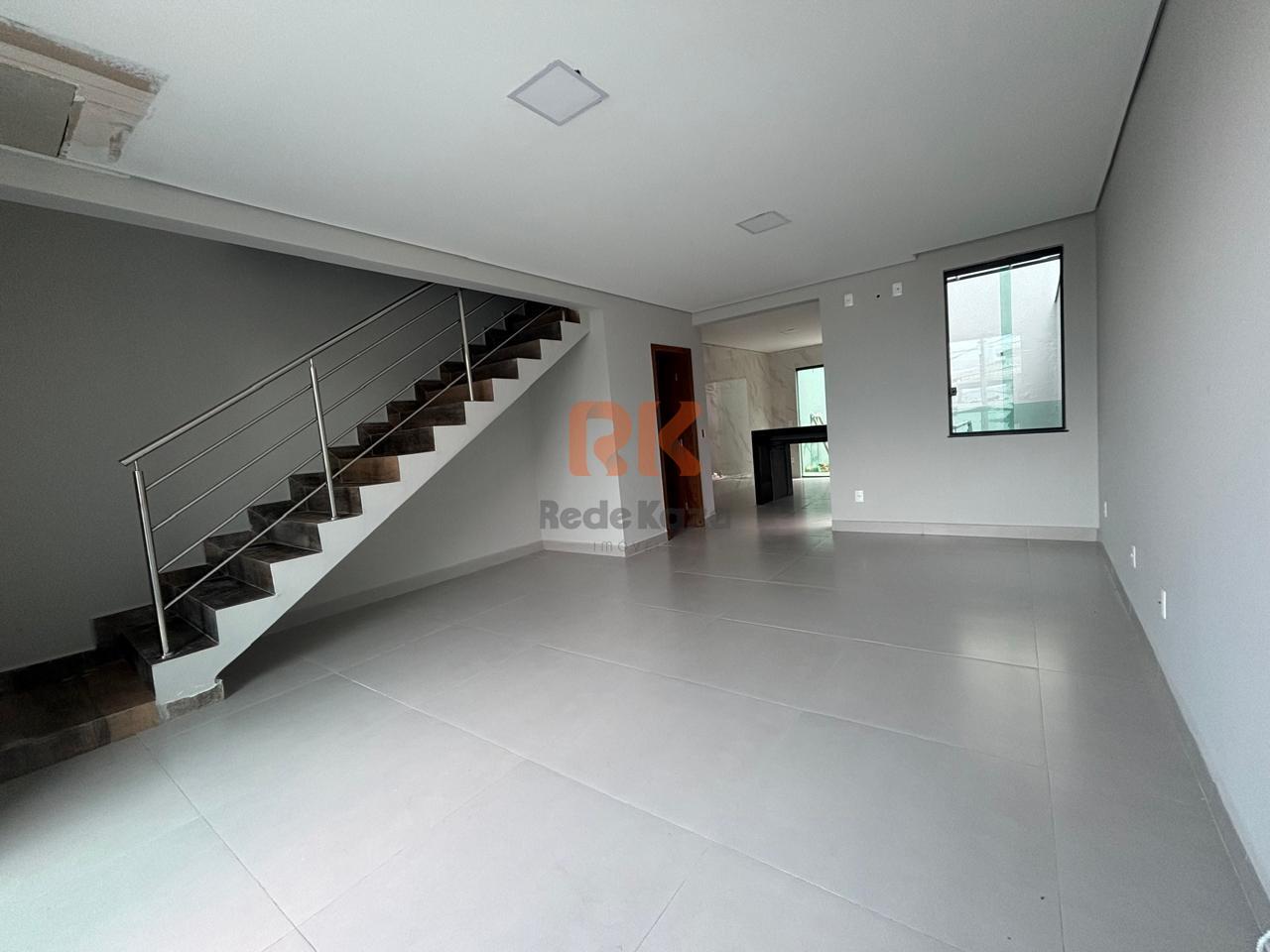 Casa geminada à venda no Cândida Ferreira: 